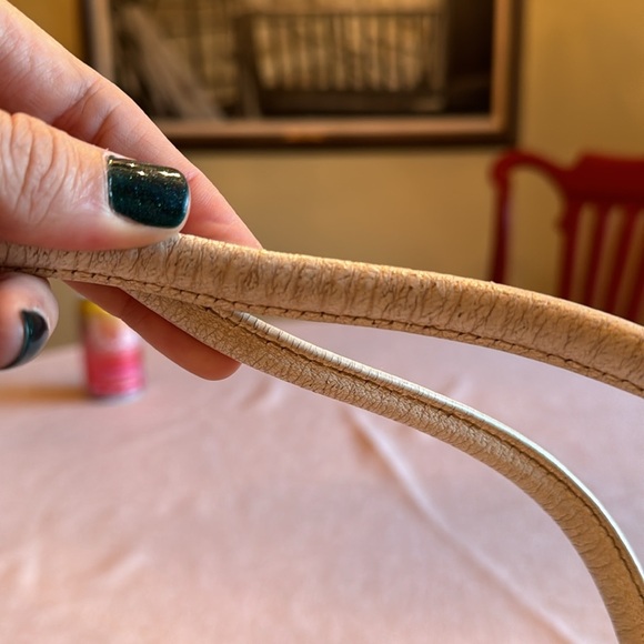 AUTHENTIC PRADA White leather bag - Picture 6 of 12